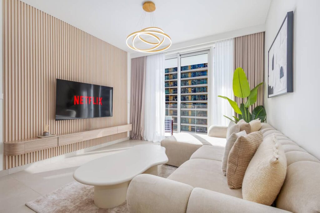 Stunning Beachfront Emaar 1BR | Atlantis View