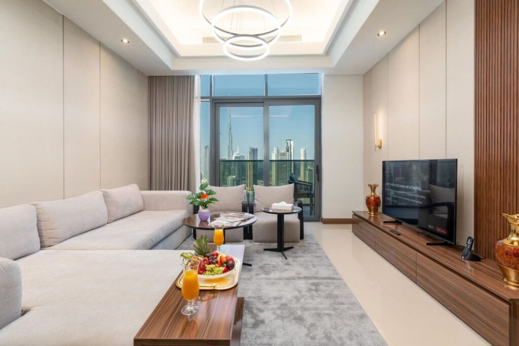 Luxurious 3BR Apartment, Panoramic Burj Khalifa View