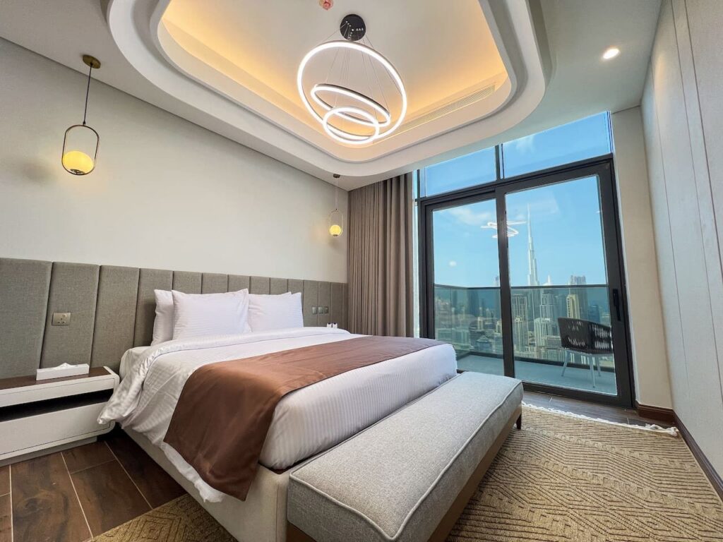 Luxurious 3BR Apartment, Panoramic Burj Khalifa View