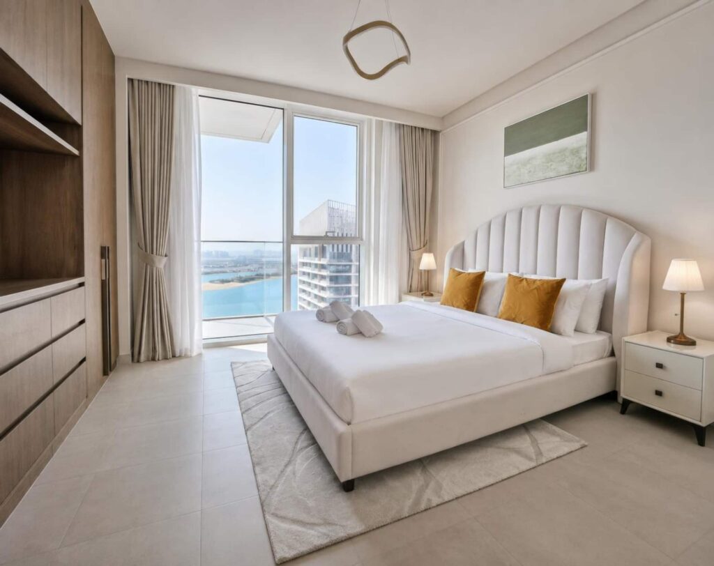 Iconic Atlantis Views | 3BR Beachfront Retreat